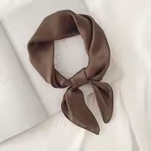 Foulard Carré Satin Femme 70x70cm