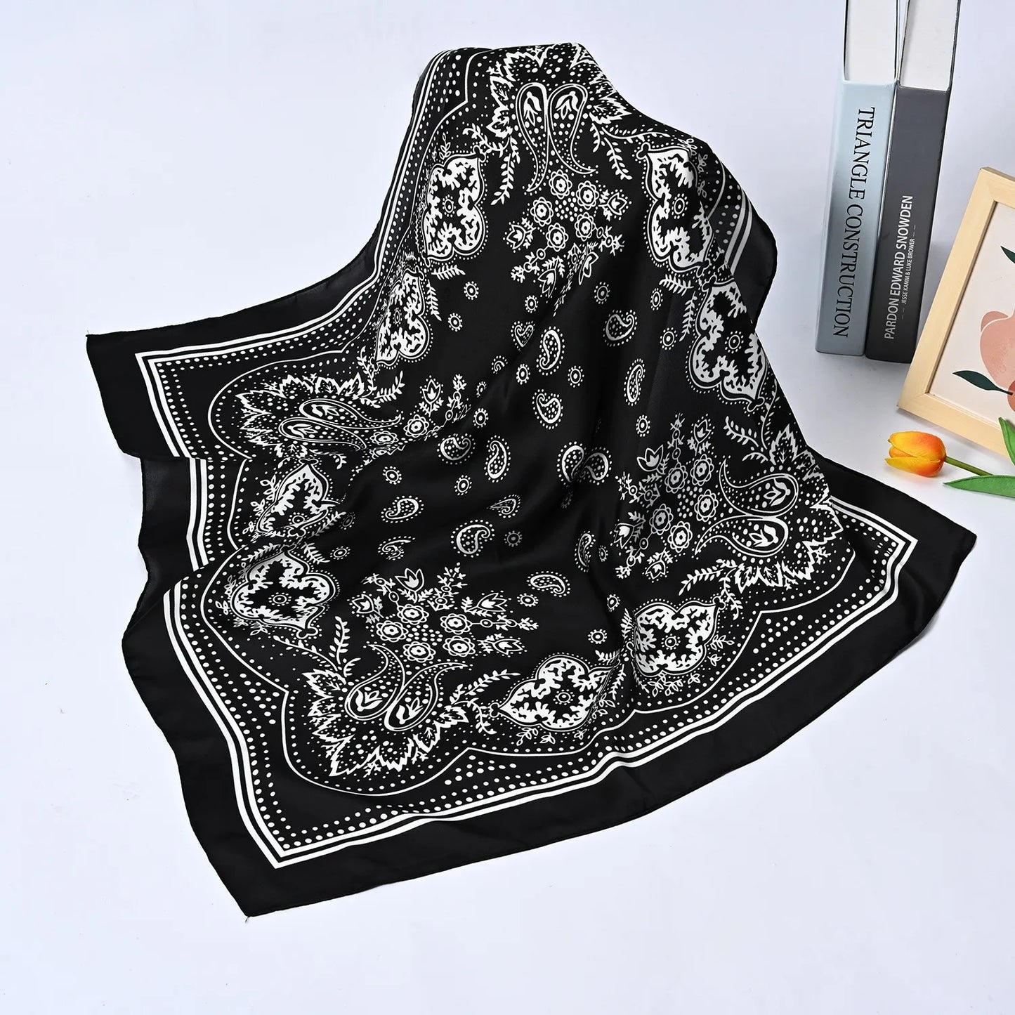 Foulard Carré Satin 70x70cm Bohème Chic