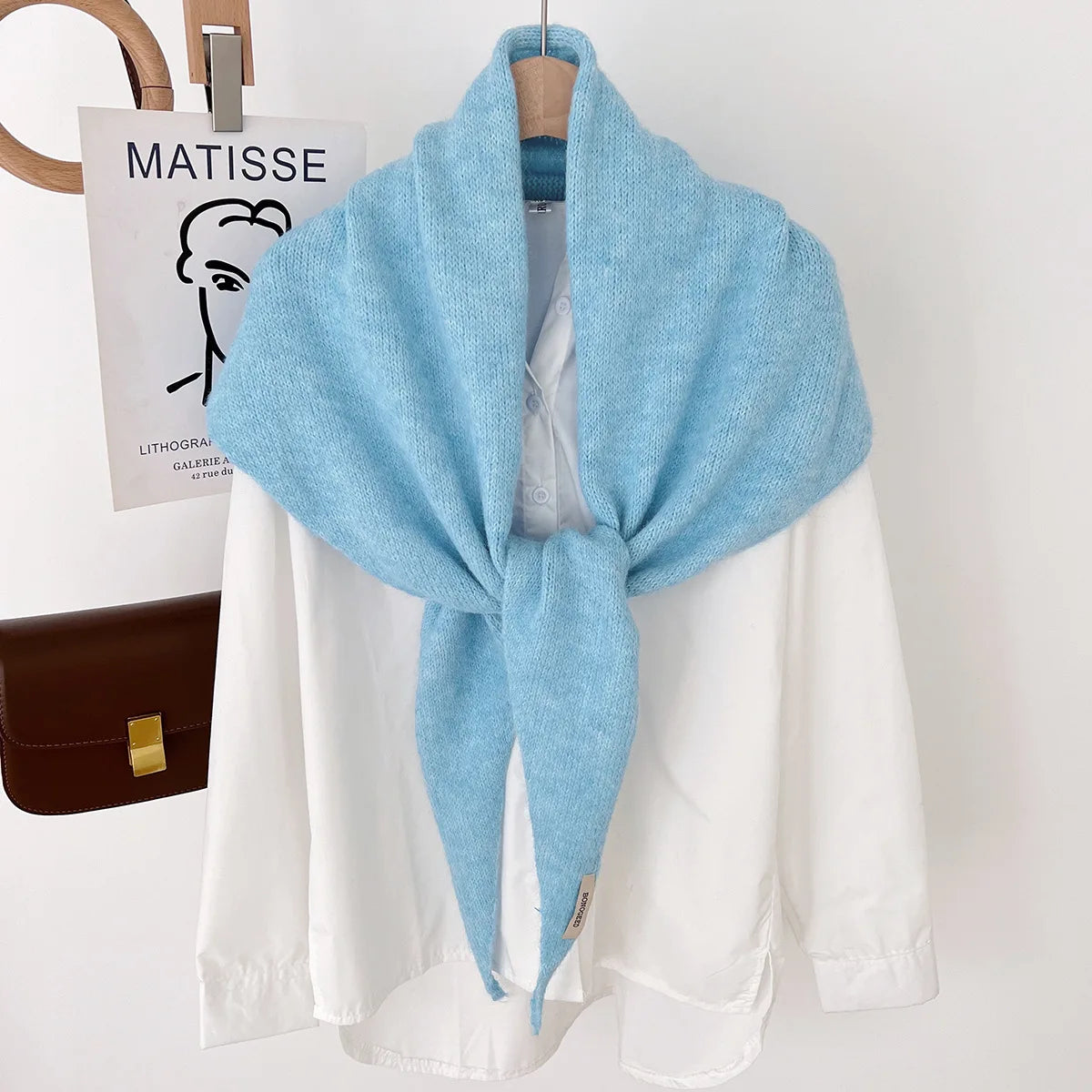 Foulard Laine Triangle Femme - Douceur & Style Hivernal