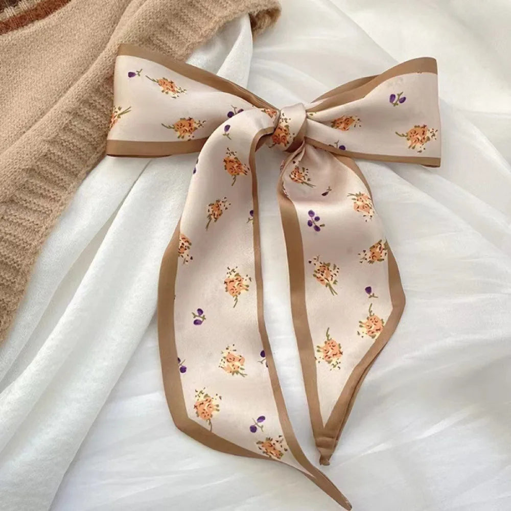 Foulard en Soie Fin Style Bohème Chic