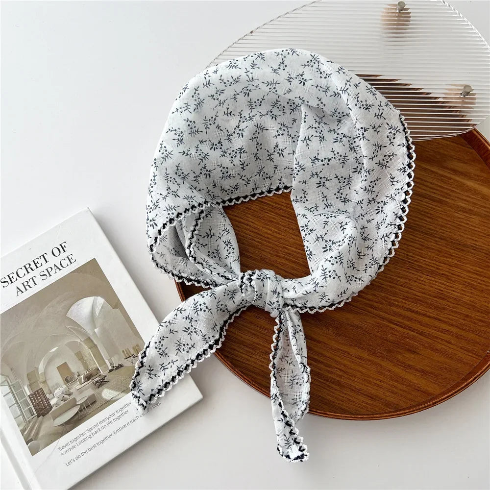 Foulard d'été floral bohème triangulaire