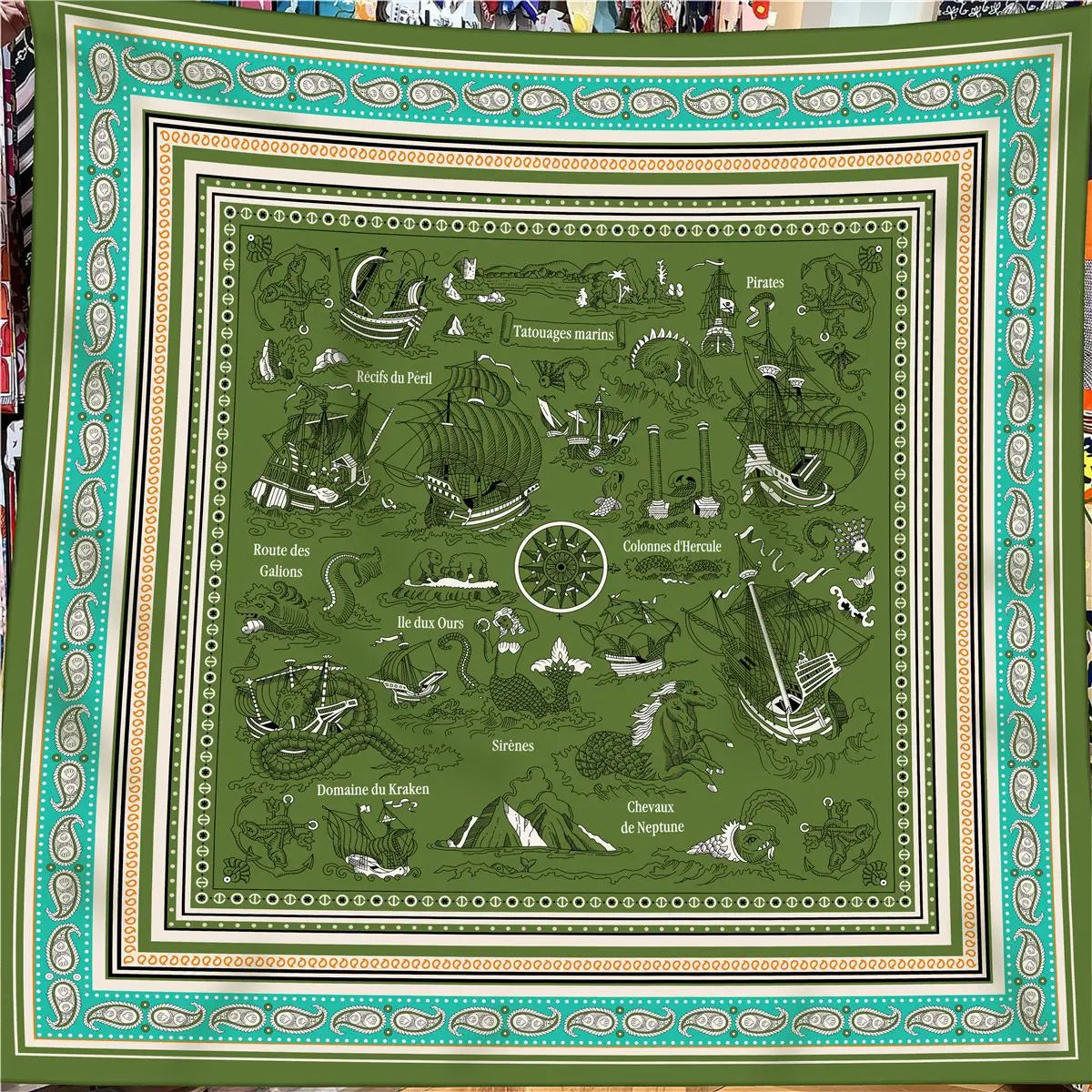 Foulard Carrée Soie Cachemire Femme Motif Paisley