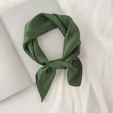 Foulard Carré Satin Femme 70x70cm