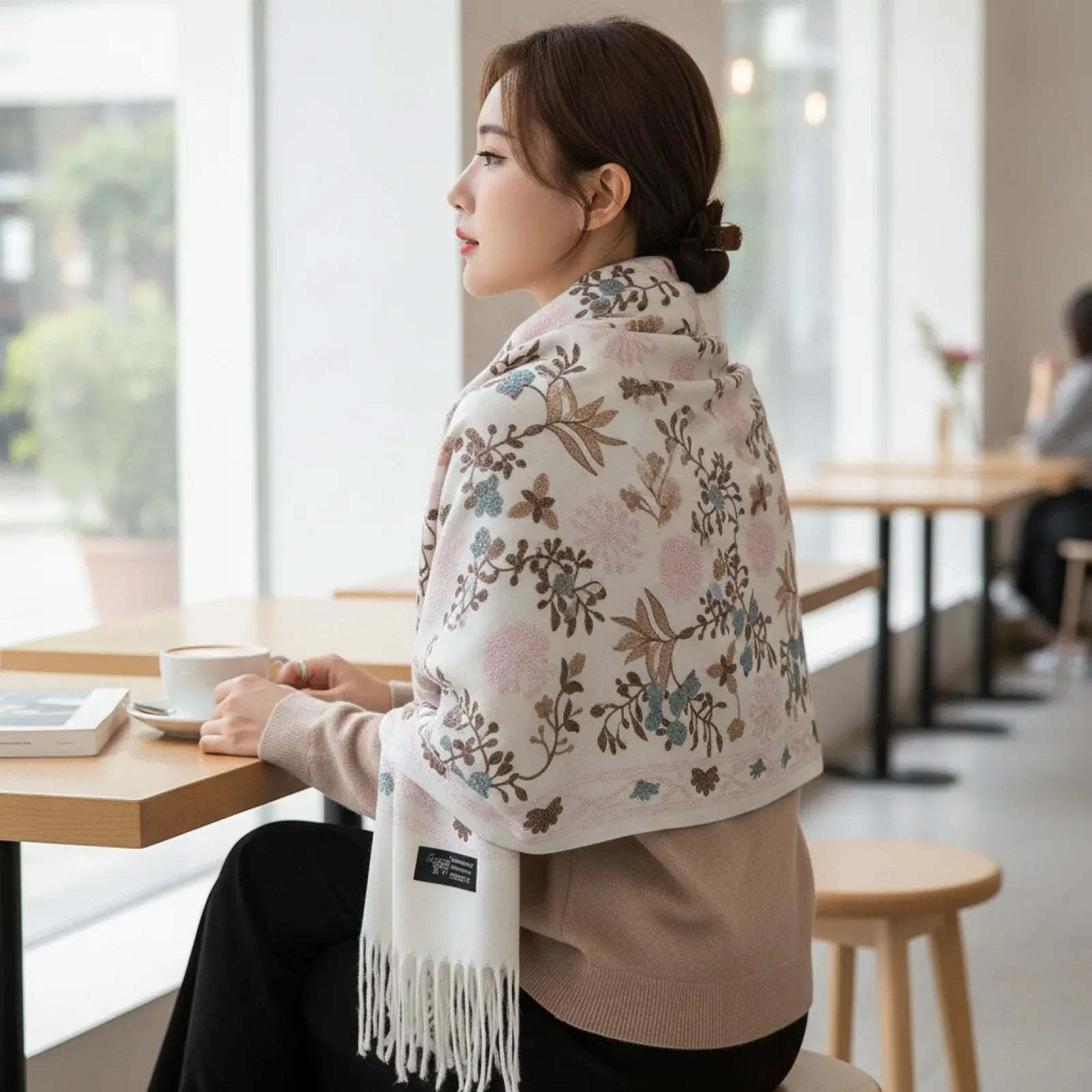 Foulard Cachemire Blanc Brodé Femme