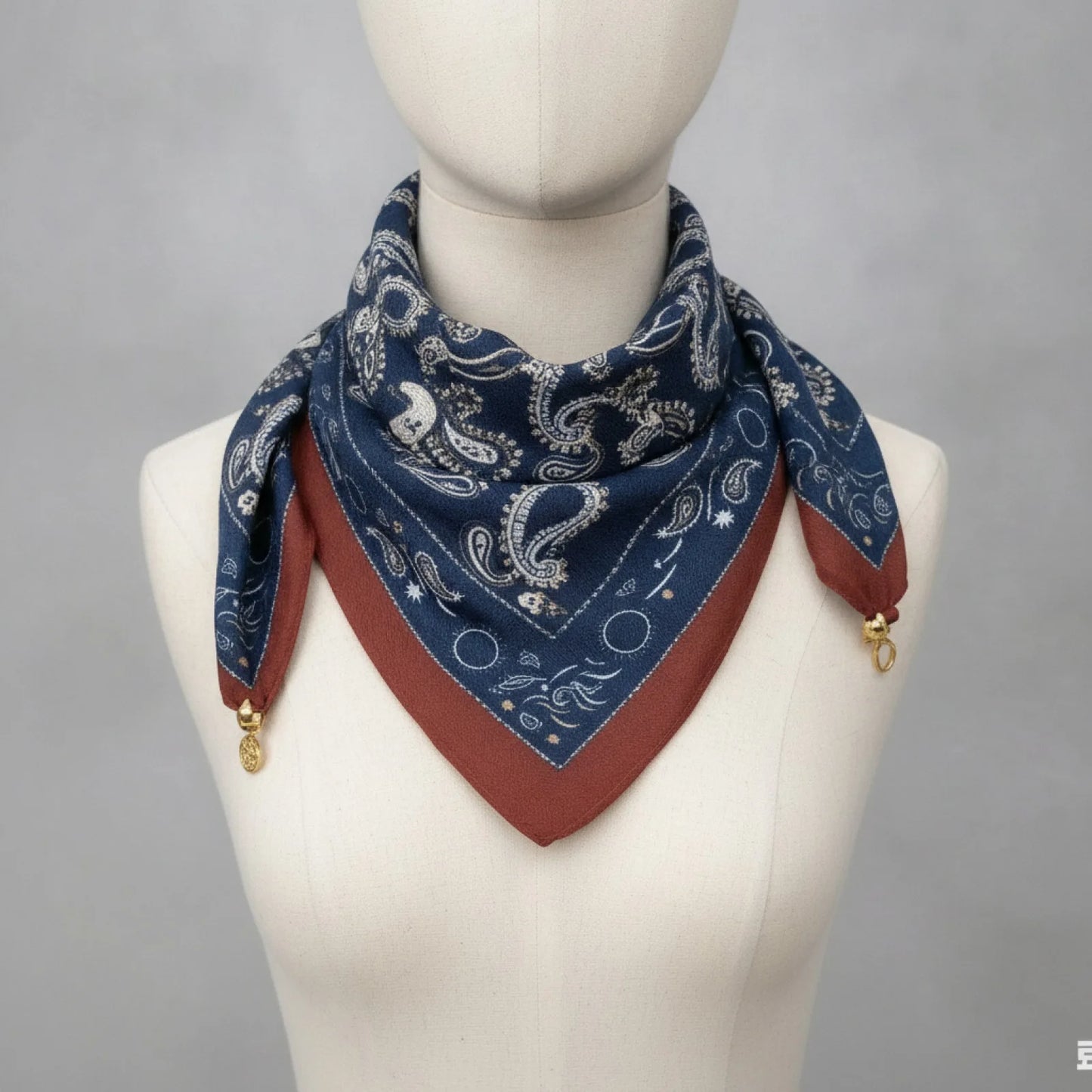 Foulard Triangulaire Magnétique en Soie, Coton & Lin pour Femme
