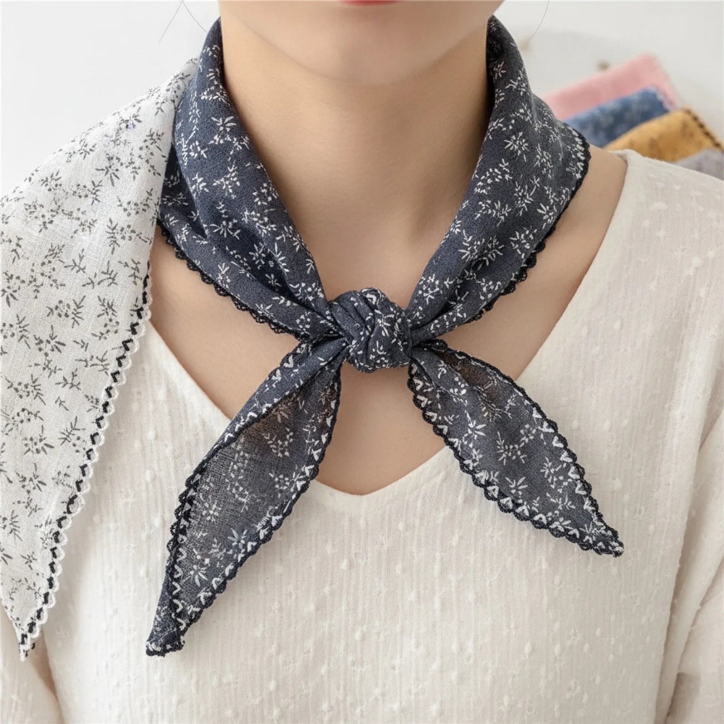 Foulard d'été floral bohème triangulaire